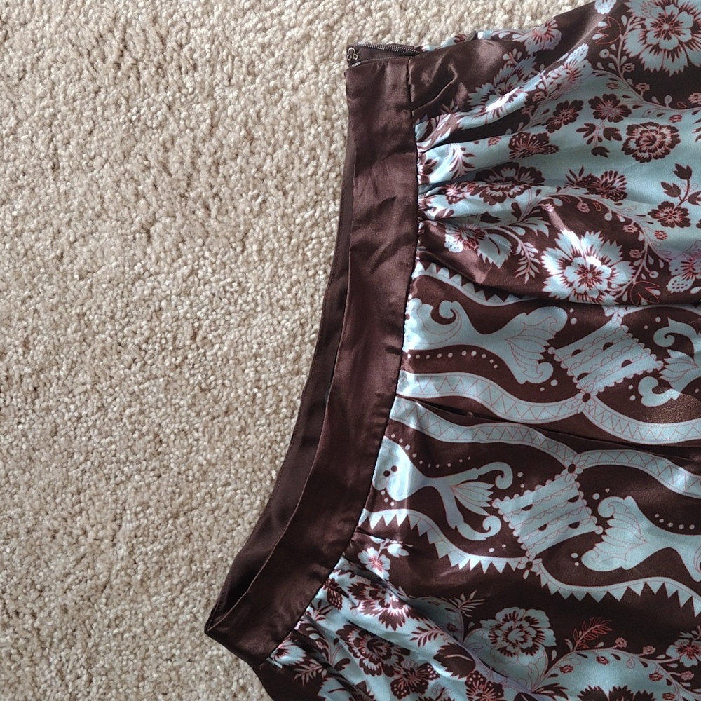 Skirt - Picture 4 of 7